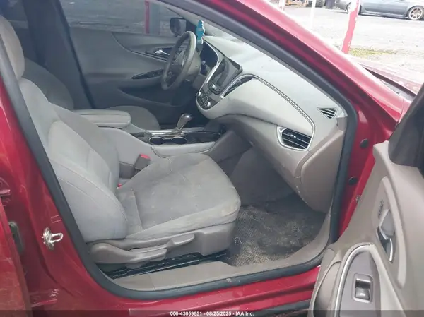 1G1ZD5ST5JF125888 2018 CHEVROLET MALIBU - Image 8