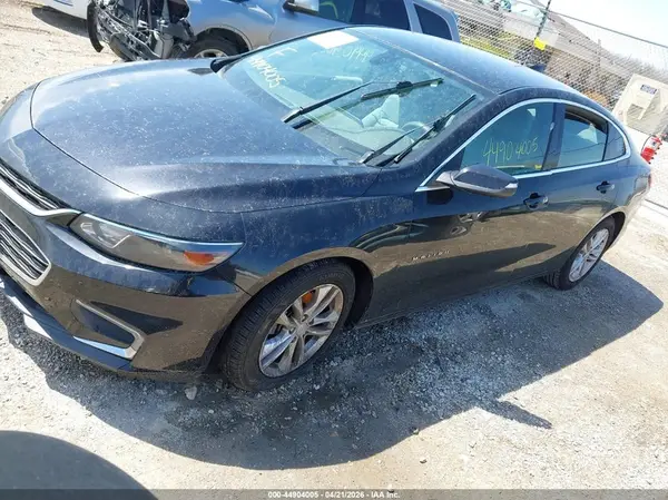 1G1ZD5ST5JF126961 2018 CHEVROLET MALIBU - Image 2