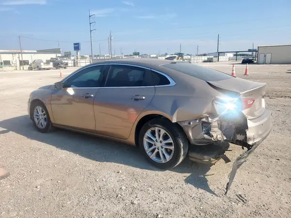 1G1ZD5ST5JF127169 2018 CHEVROLET MALIBU - Image 2