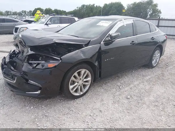 1G1ZD5ST5JF128208 2018 CHEVROLET MALIBU - Image 2