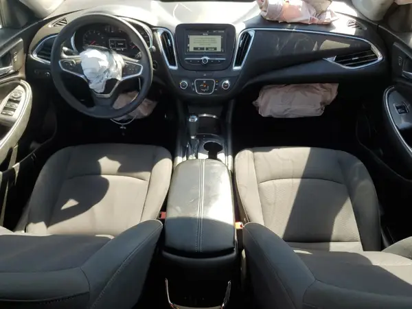 1G1ZD5ST5JF129262 2018 CHEVROLET MALIBU - Image 8