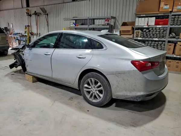 1G1ZD5ST5JF129679 2018 CHEVROLET MALIBU - Image 2