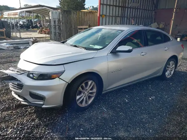 1G1ZD5ST5JF130069 2018 CHEVROLET MALIBU - Image 2