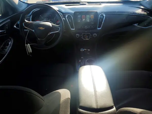 1G1ZD5ST5JF130833 2018 CHEVROLET MALIBU - Image 8