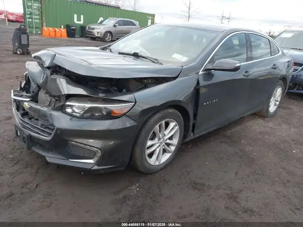 1G1ZD5ST5JF133022 2018 CHEVROLET MALIBU - Image 2