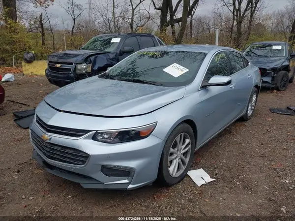 1G1ZD5ST5JF134106 2018 CHEVROLET MALIBU - Image 2