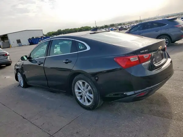 1G1ZD5ST5JF134719 2018 CHEVROLET MALIBU - Image 2
