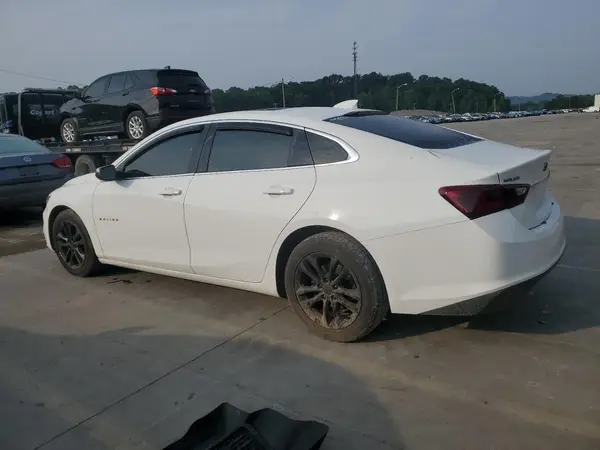 1G1ZD5ST5JF135305 2018 CHEVROLET MALIBU - Image 2
