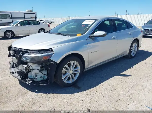1G1ZD5ST5JF138530 2018 CHEVROLET MALIBU - Image 2