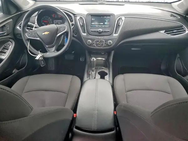 1G1ZD5ST5JF139760 2018 CHEVROLET MALIBU - Image 8
