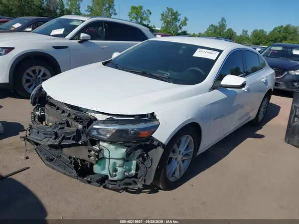 1G1ZD5ST5JF139886 2018 CHEVROLET MALIBU - Image 2