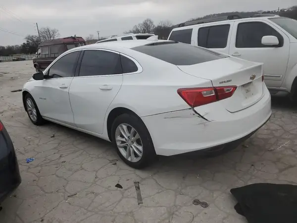 1G1ZD5ST5JF140164 2018 CHEVROLET MALIBU - Image 2