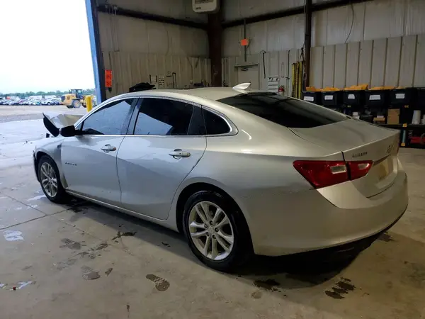 1G1ZD5ST5JF143503 2018 CHEVROLET MALIBU - Image 2