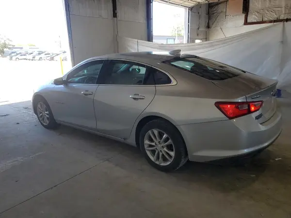 1G1ZD5ST5JF143534 2018 CHEVROLET MALIBU - Image 2