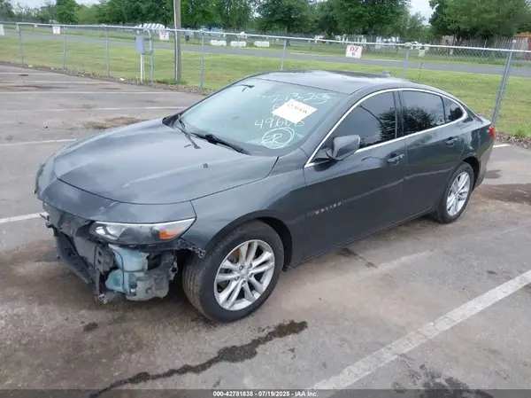 1G1ZD5ST5JF149608 2018 CHEVROLET MALIBU - Image 2