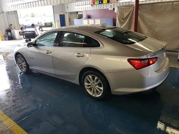 1G1ZD5ST5JF150810 2018 CHEVROLET MALIBU - Image 2