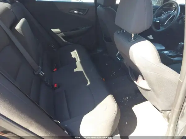 1G1ZD5ST5JF152072 2018 CHEVROLET MALIBU - Image 8