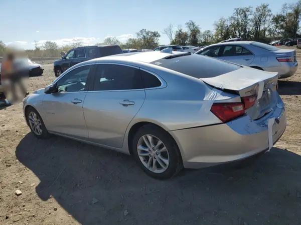 1G1ZD5ST5JF152153 2018 CHEVROLET MALIBU - Image 2