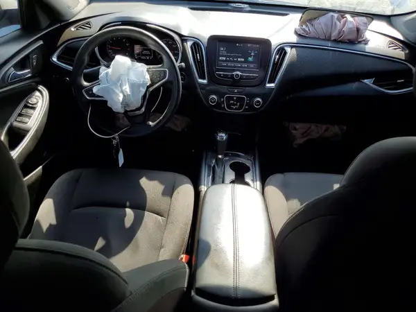 1G1ZD5ST5JF153447 2018 CHEVROLET MALIBU - Image 8