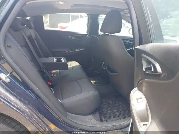 1G1ZD5ST5JF154212 2018 CHEVROLET MALIBU - Image 8