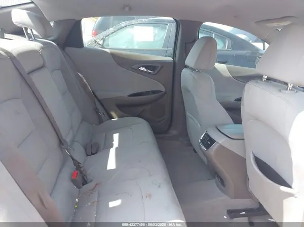 1G1ZD5ST5JF162262 2018 CHEVROLET MALIBU - Image 8