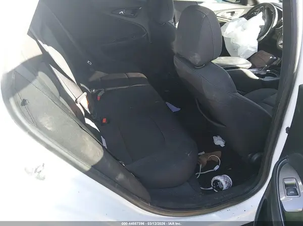 1G1ZD5ST5JF162374 2018 CHEVROLET MALIBU - Image 8