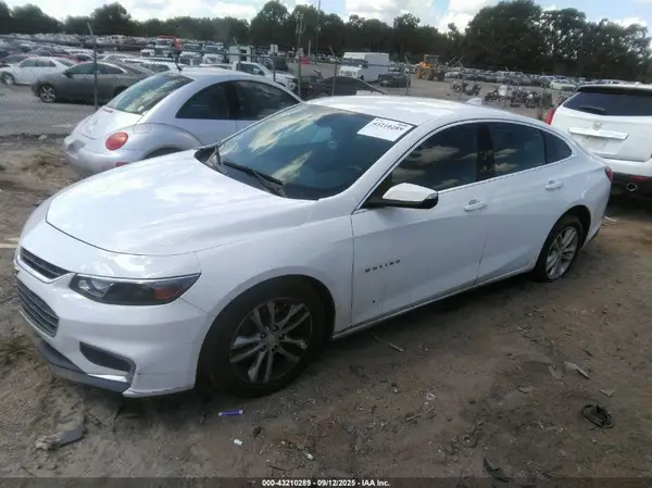 1G1ZD5ST5JF165968 2018 CHEVROLET MALIBU - Image 2