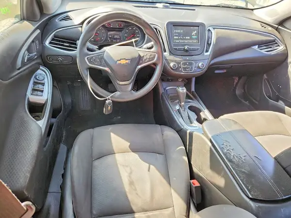 1G1ZD5ST5JF167574 2018 CHEVROLET MALIBU - Image 8