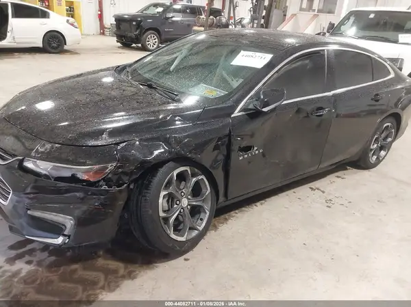1G1ZD5ST5JF173844 2018 CHEVROLET MALIBU - Image 2