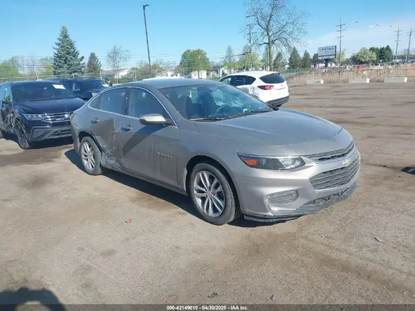 1G1ZD5ST5JF178798 2018 CHEVROLET MALIBU - Image 1