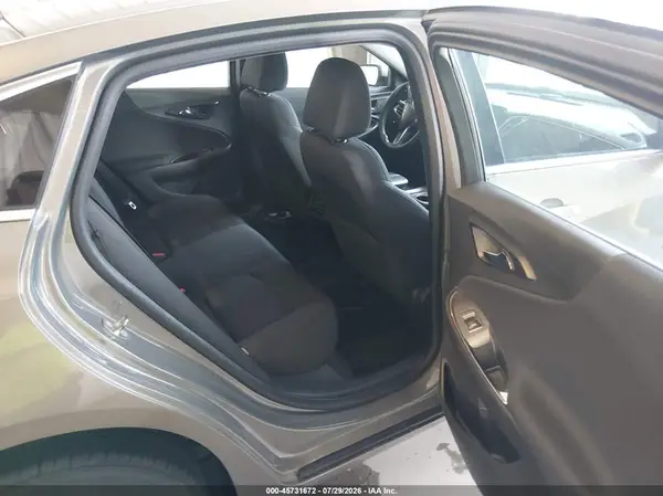 1G1ZD5ST5JF180261 2018 CHEVROLET MALIBU - Image 8