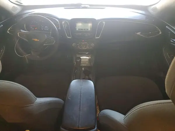 1G1ZD5ST5JF182737 2018 CHEVROLET MALIBU - Image 8
