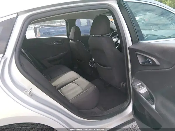 1G1ZD5ST5JF182902 2018 CHEVROLET MALIBU - Image 8