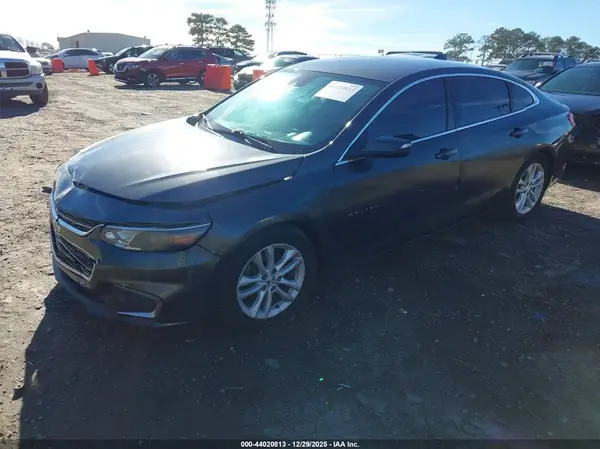 1G1ZD5ST5JF187596 2018 CHEVROLET MALIBU - Image 2