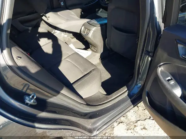 1G1ZD5ST5JF187596 2018 CHEVROLET MALIBU - Image 8