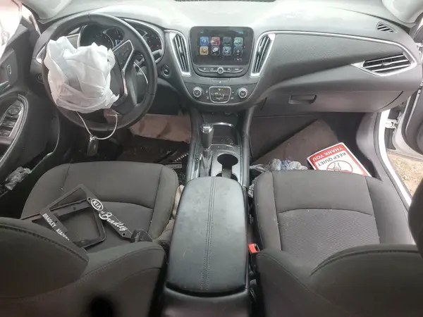 1G1ZD5ST5JF190482 2018 CHEVROLET MALIBU - Image 8