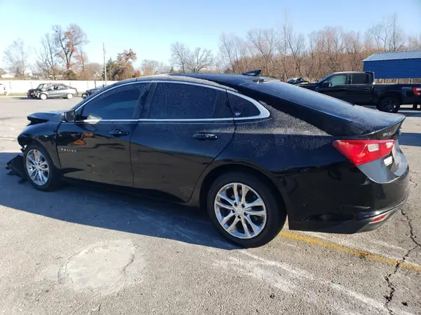 1G1ZD5ST5JF193818 2018 CHEVROLET MALIBU - Image 2