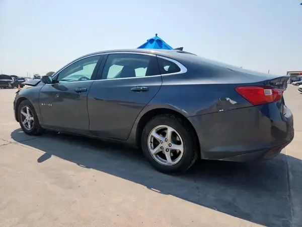 1G1ZD5ST5JF197495 2018 CHEVROLET MALIBU - Image 2