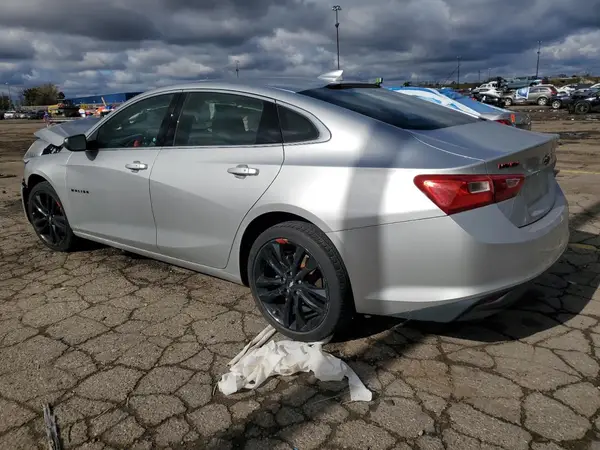 1G1ZD5ST5JF199022 2018 CHEVROLET MALIBU - Image 2
