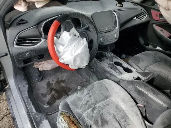 1G1ZD5ST5JF199022 2018 CHEVROLET MALIBU - Image 8