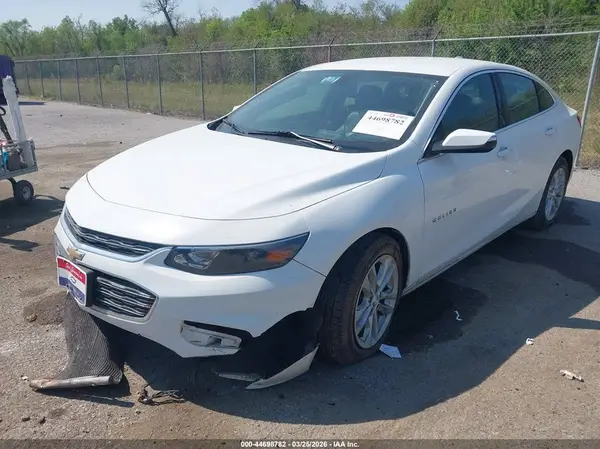 1G1ZD5ST5JF201528 2018 CHEVROLET MALIBU - Image 2