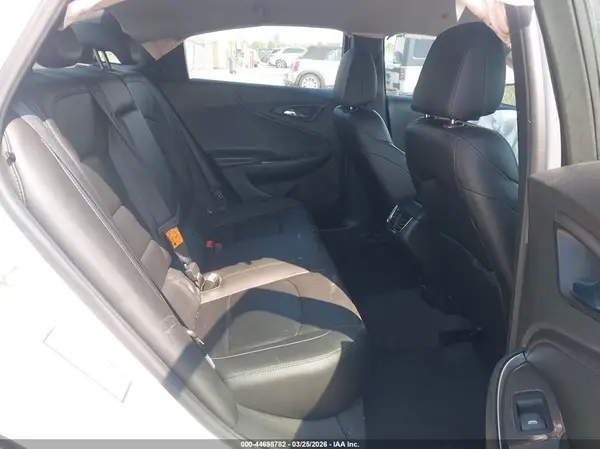 1G1ZD5ST5JF201528 2018 CHEVROLET MALIBU - Image 8