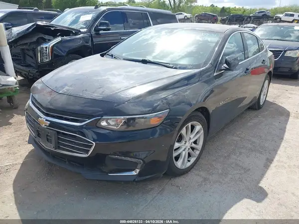 1G1ZD5ST5JF204736 2018 CHEVROLET MALIBU - Image 2