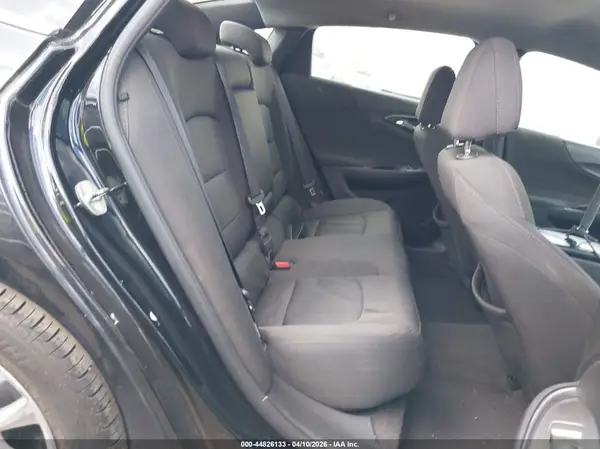 1G1ZD5ST5JF204736 2018 CHEVROLET MALIBU - Image 8