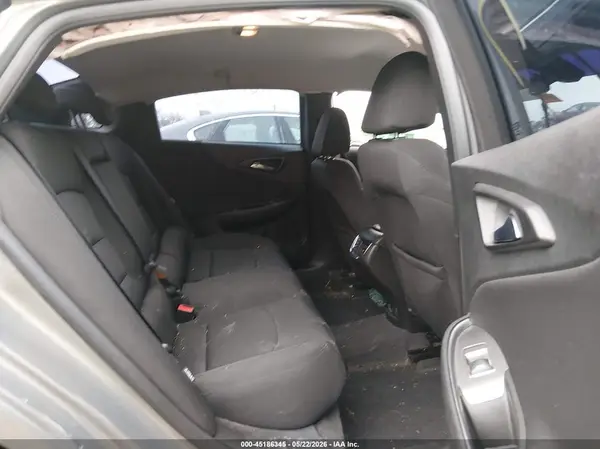 1G1ZD5ST5JF206647 2018 CHEVROLET MALIBU - Image 8
