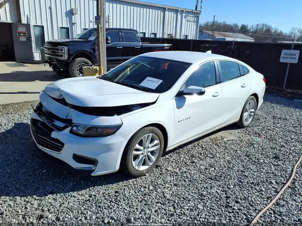 1G1ZD5ST5JF207684 2018 CHEVROLET MALIBU - Image 2