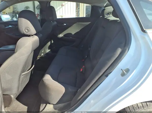 1G1ZD5ST5JF207684 2018 CHEVROLET MALIBU - Image 8