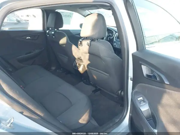 1G1ZD5ST5JF210231 2018 CHEVROLET MALIBU - Image 8