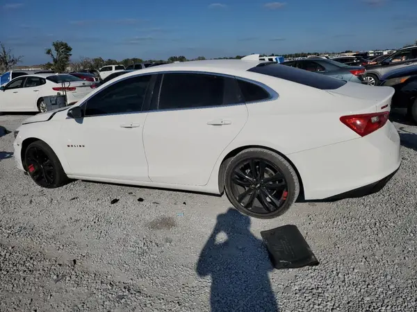 1G1ZD5ST5JF211198 2018 CHEVROLET MALIBU - Image 2