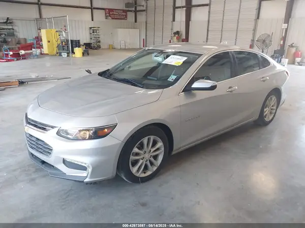 1G1ZD5ST5JF212576 2018 CHEVROLET MALIBU - Image 2